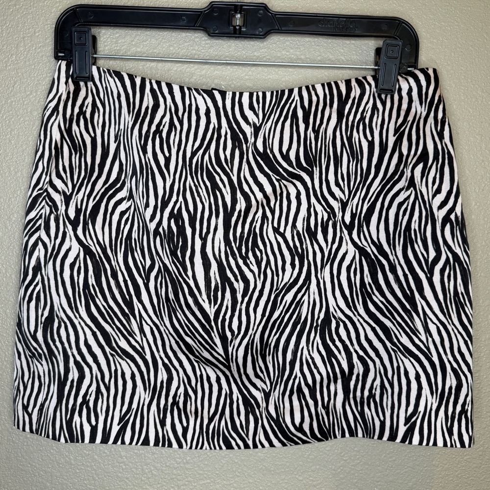 For Love & Lemons Zebra Print Mini Skirt — Size M (NWT)